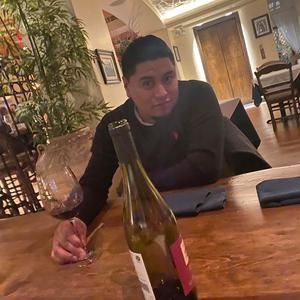 Meet your Posher, Cesar